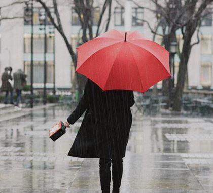 Obrazek z Odwrócony parasol - czerwony
