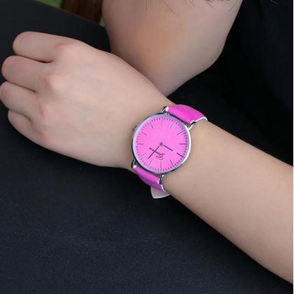 Obrazek z Zegarek zmieniający kolory - różowy