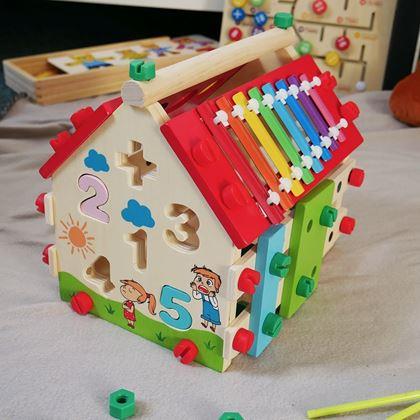 Obrazek z Drewniany domek dla dzieci - Edukacyjny