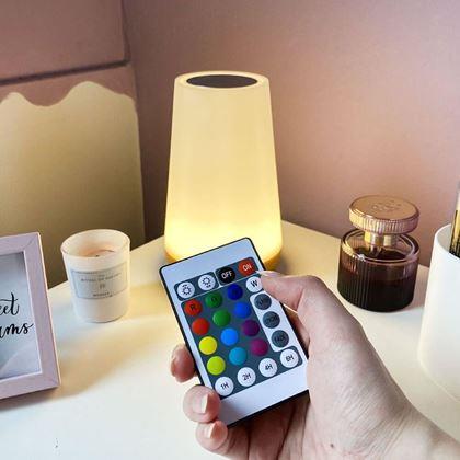 Obrazek z Inteligentna lampa LED zmieniająca kolor