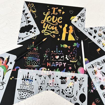 Obrazek z 5 szt. szablonów do wyskrobywania A4 + 2 długopisy