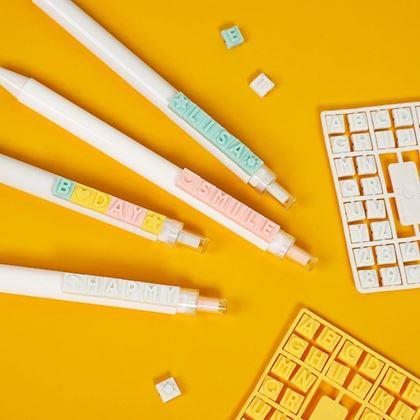 Obrazek z 2 szt. długopisów DIY z własnym napisem