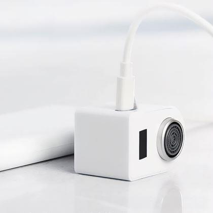 Obrazek z Bezdotykowy adapter do kranu wodnego