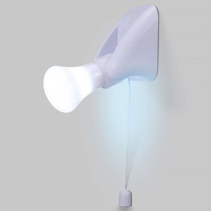 Obrazek z Ścienna lampka LED do łóżka z wyłącznikiem na sznurek