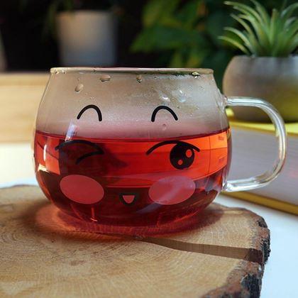 Obrazek z Kubek emoji - puszczający oko