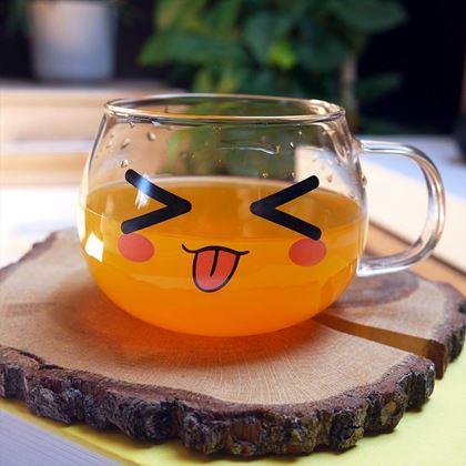 Obrazek z Kubek emoji - wystawiony język