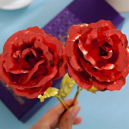 Obrazek z Wieczna róża w opakowaniu prezentowym