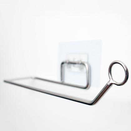 Obrazek z Stalowy samoprzylepny uchwyt na ręczniki papierowe