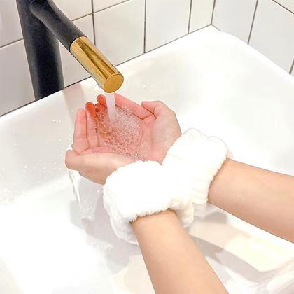 Obrazek z Zestaw bransoletek i opaski do mycia twarzy