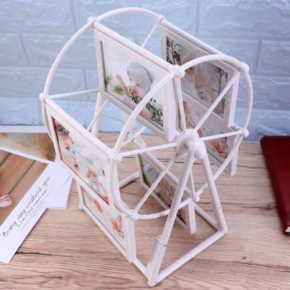 Obrazek z Obrotowy stojak na zdjęcia – karuzela