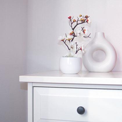 Obrazek z Sztuczna sakura w doniczce – 30 cm