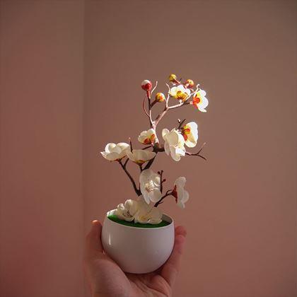 Obrazek z Sztuczna sakura w doniczce – 30 cm
