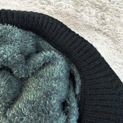 Obrazek z Beret dziany - czarny