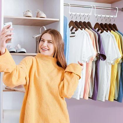 Obrazek z Wielofunkcyjny oszczędny wieszak na 5 wieszaków