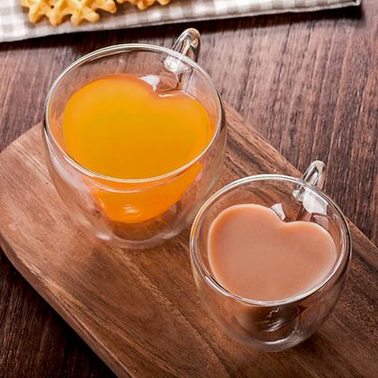 Obrazek z Szklany kubek z podwójną ścianką – serduszko