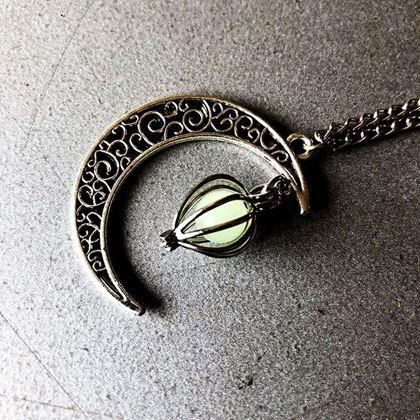 Obrazek z Świecący naszyjnik