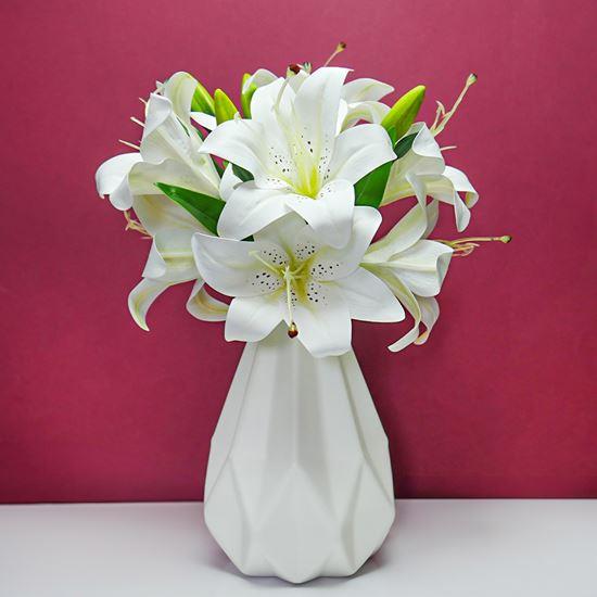 Obrazek z Sztuczny bukiet lilii - biała