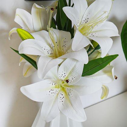 Obrazek z Sztuczny bukiet lilii - biała
