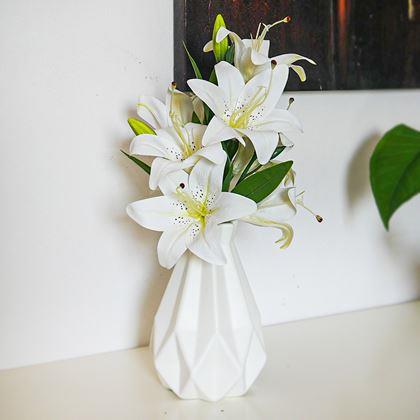 Obrazek z Sztuczny bukiet lilii - biała