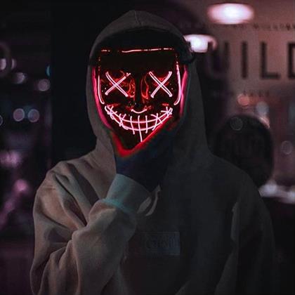 Obrazek z Straszna świecąca maska ​​ -  czerwona