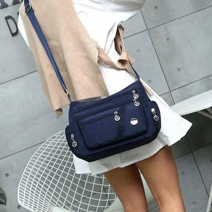 Obrazek z Torebka na ramię  -  niebieska