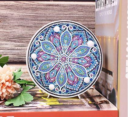 Obrazek z Diamentowe malowanie - lampa LED mandala - niebiesko -  fioletowa