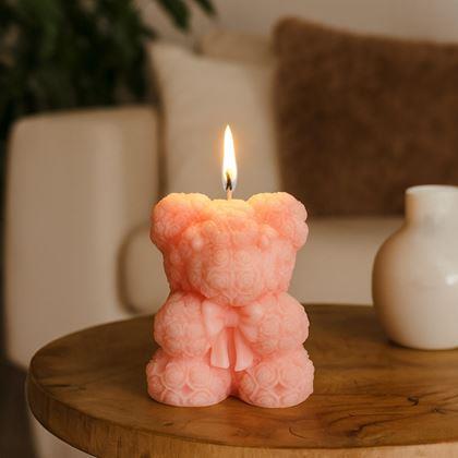 Obrazek z Świeca podarunkowa miś z róż - różowy