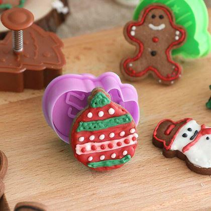 Obrazek z Świąteczne foremki do ciastek z pieczątką 4 szt