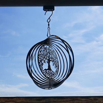 Obrazek z Ogrodowa dekoracja wiatrowa - drzewo