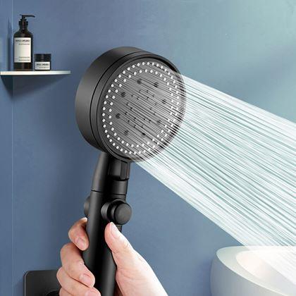 Obrazek z Oszczędna słuchawka prysznicowa