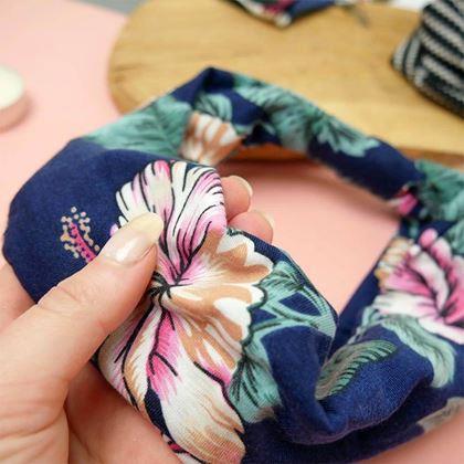 Obrazek z Opaska/szalik do włosów -  kwiaty