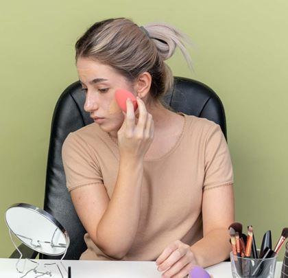 Obrazek z Gąbeczki do makijażu 4 szt