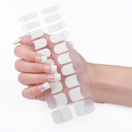 Obrazek z Eleganckie naklejki na paznokcie - francuski manicure - biała