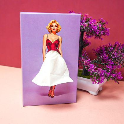 Obrazek z Chusteczki papierowe w pudełku - dama w sukni