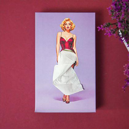 Obrazek z Chusteczki papierowe w pudełku - dama w sukni