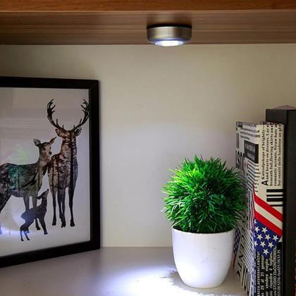 Obrazek z Samoprzylepna lampka 3 LED srebrna