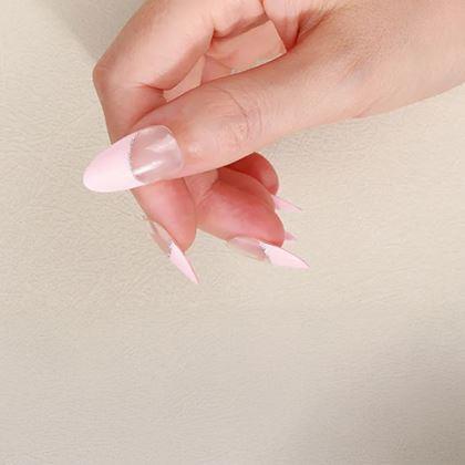 Obrazek z Eleganckie naklejki na paznokcie - francuski manicure - różowa