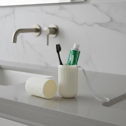 Obrazek z Etui na szczoteczkę do zębów i pastę.