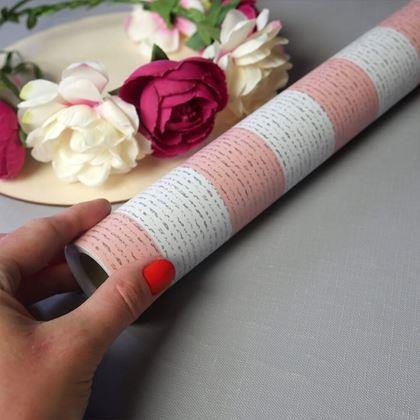 Obrazek z Tapeta dziecięca na ścianę 5 m  -  pasy z gwiazdkami