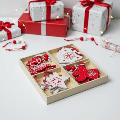 Obrazek z Zestaw drewnianych ozdób 12 szt. - świąteczny mix