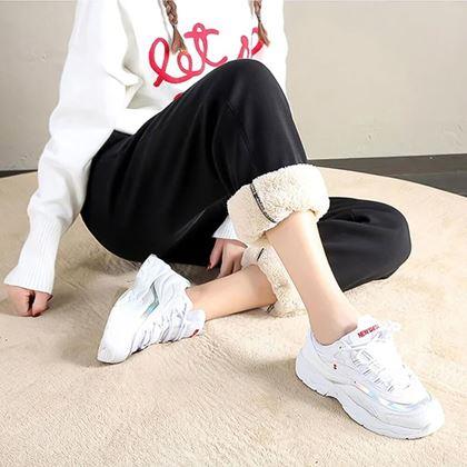 Obrazek z Damskie spodnie dresowe z futerkiem  -  L/XL