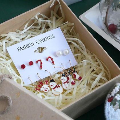 Obrazek z Kolczyki świąteczne 6 par  -  komplet czerwony