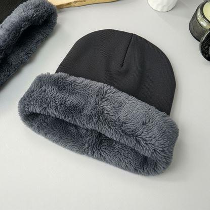 Obraz Ocieplana czapka 