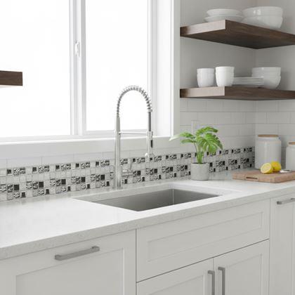 Obrazek z Samoprzylepna listwa mozaika - szary mix