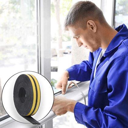 Obrazek z Samoprzylepna uszczelka do okien i drzwi 2,5 m - czarne