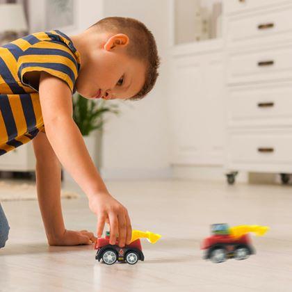 Obrazek z Zestaw 6 nakręcanych samochodzików w przezroczystej torbie