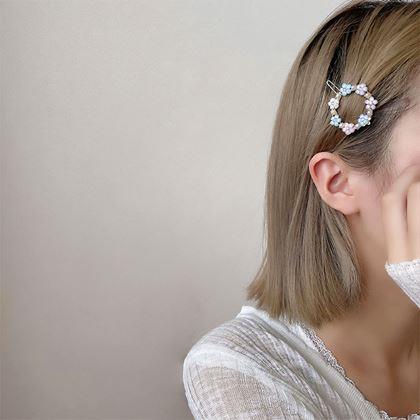 Obrazek z Kwiatowe spinki do włosów z kamieniami 4 szt.