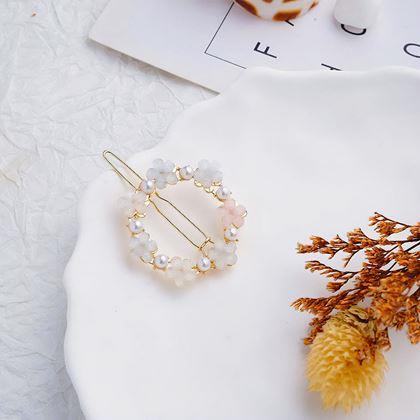 Obrazek z Kwiatowe spinki do włosów z kamieniami 4 szt.