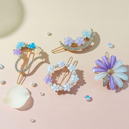 Obrazek z Kwiatowe spinki do włosów z kamieniami 4 szt.