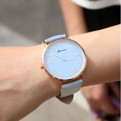 Obrazek z Zegarek zmieniający kolory  -  niebieski